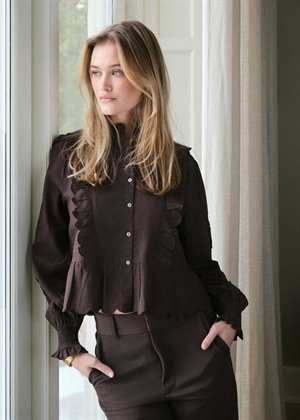 Petrine embroidery bluse Dark Brown Neo Noir 